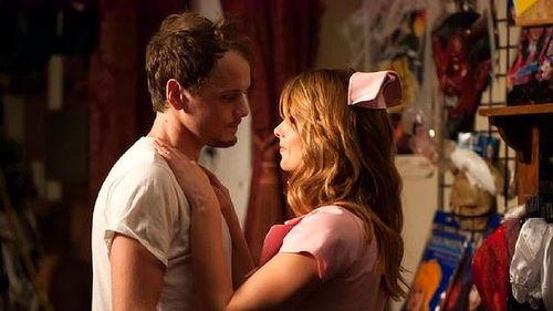 活埋前女友在线视频在线,网络直播背后的黑暗秘密